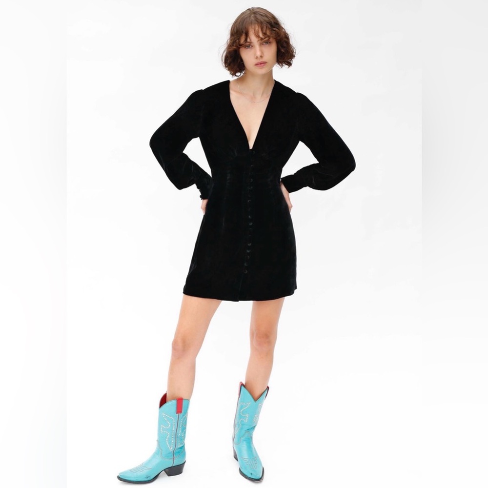 Realisation Par The Leekley Black Velvet Dress Size Small - NEW WITH TAGS NWT - Picture 2 of 4